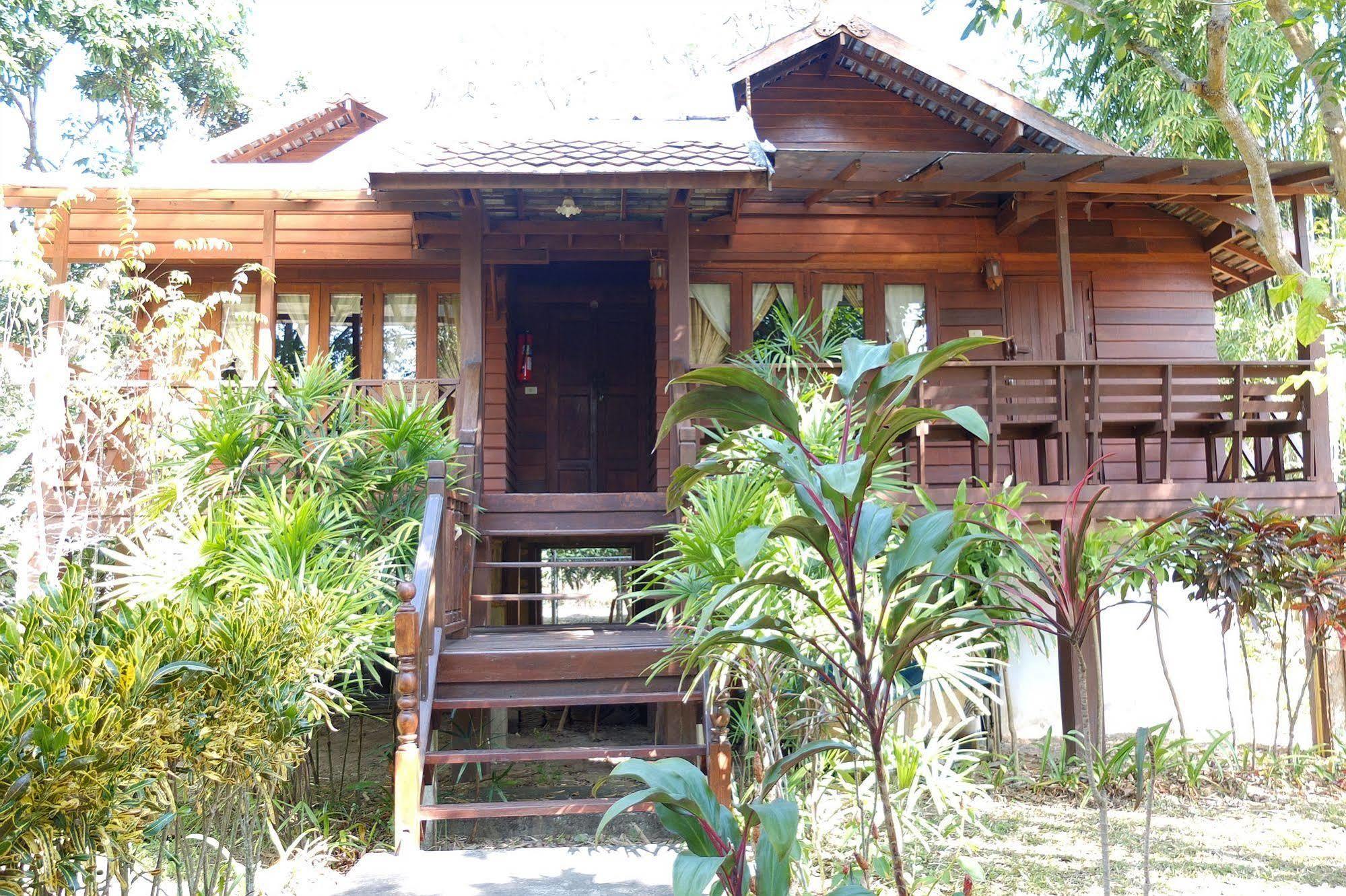 Tianna Garden Village Chiang Mai Exterior foto